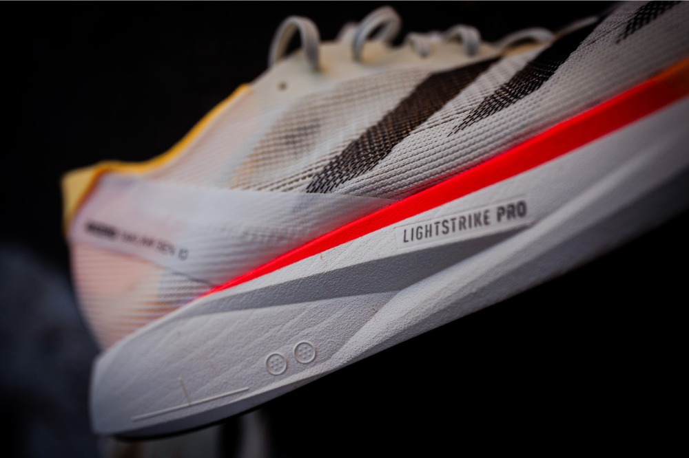 Adidas Takumi Sen 10 - lateral midsole