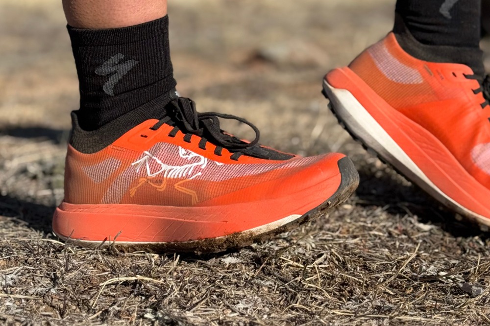 arcteryx sylan pro - in dirt both