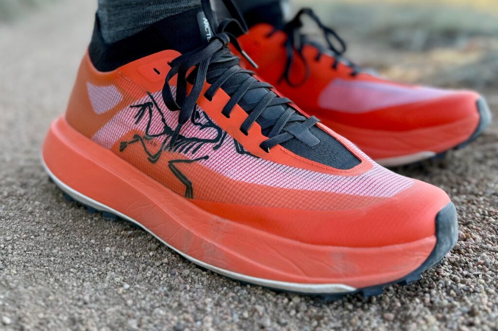 arcteryx sylan pro - orange feature
