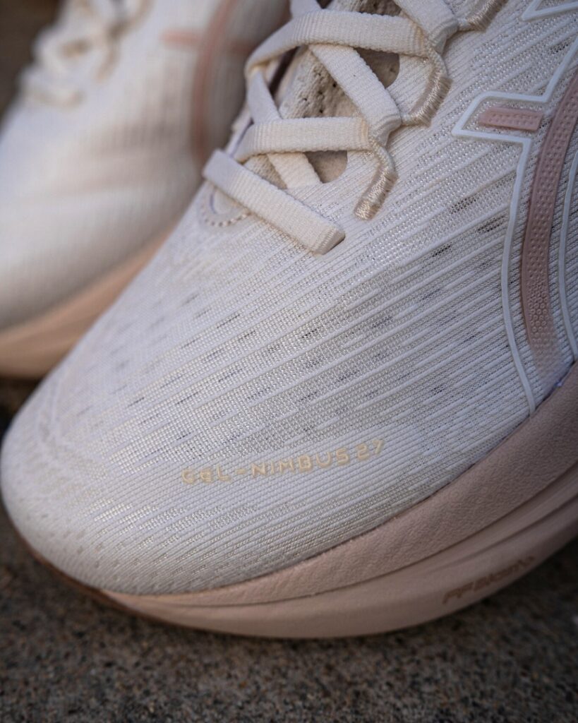 asics gel nimbus 27 - laces