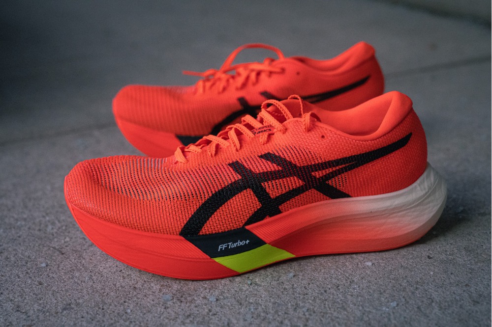 Asics metaspeed paris - sky landscape