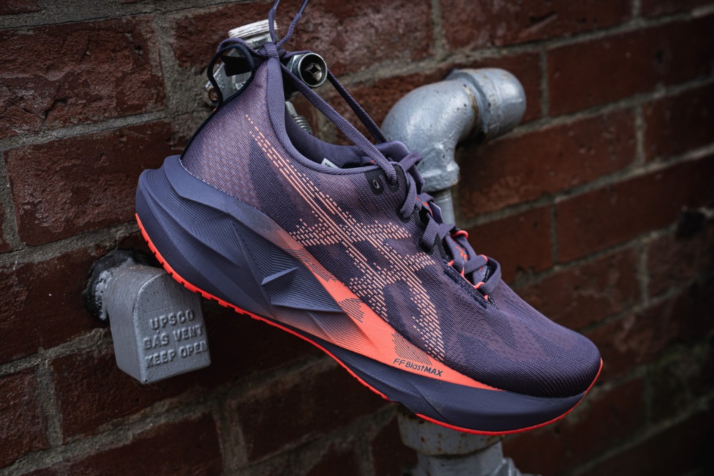 asics novablast 5 - pipes lateral