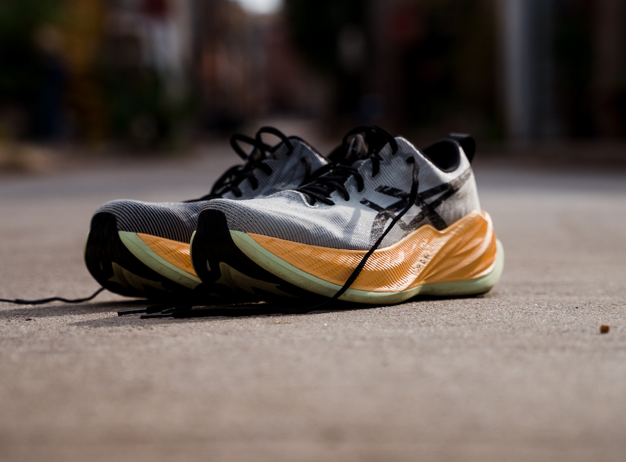 asics superblast - alley