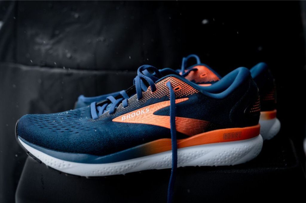 brooks ghost 16 side