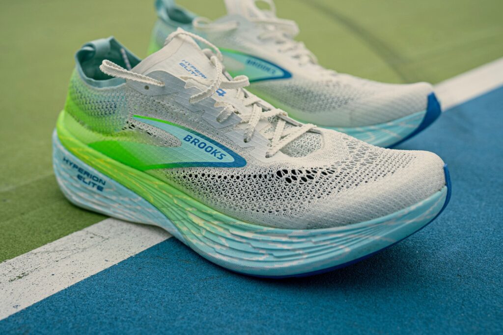 brooks hyperion elite 4 pb - feature