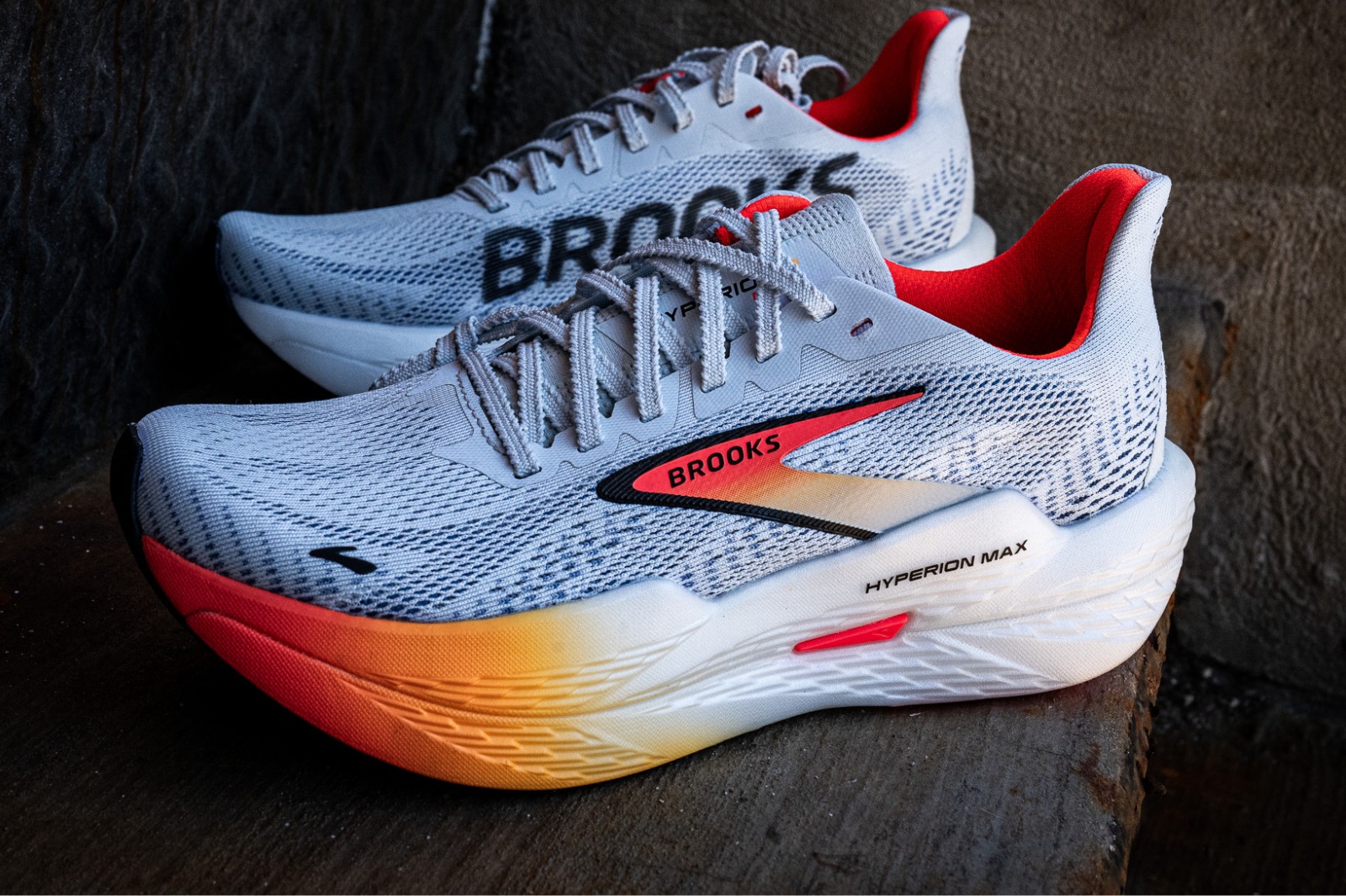brooks hyperion max 2 - feature