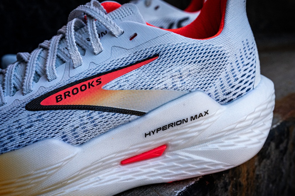 brooks hyperion max 2 - midsole landscape