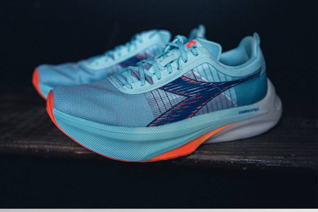 diadora gara carbon 2 - feature