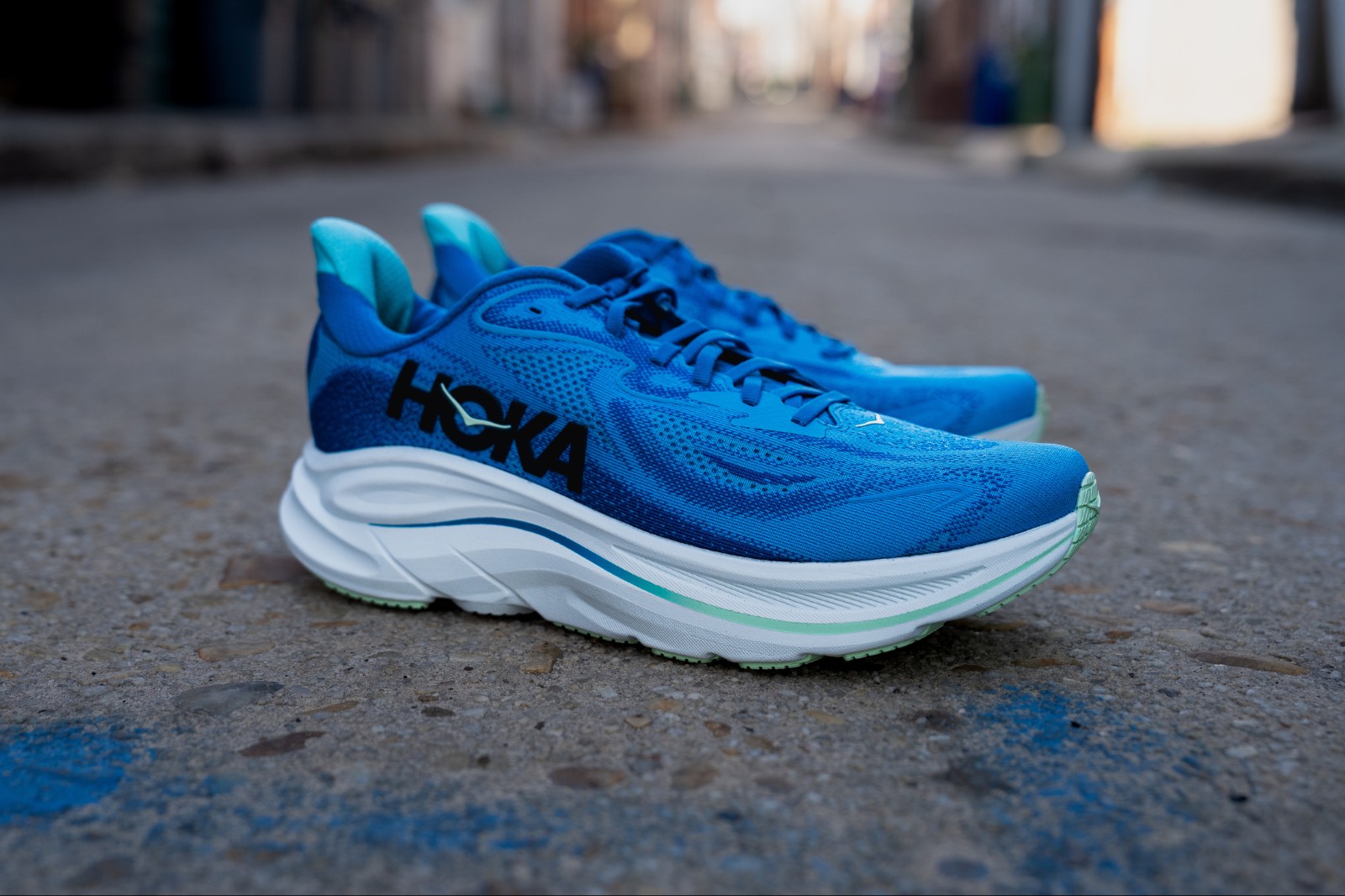 Hoka Clifton 10 mens colorway