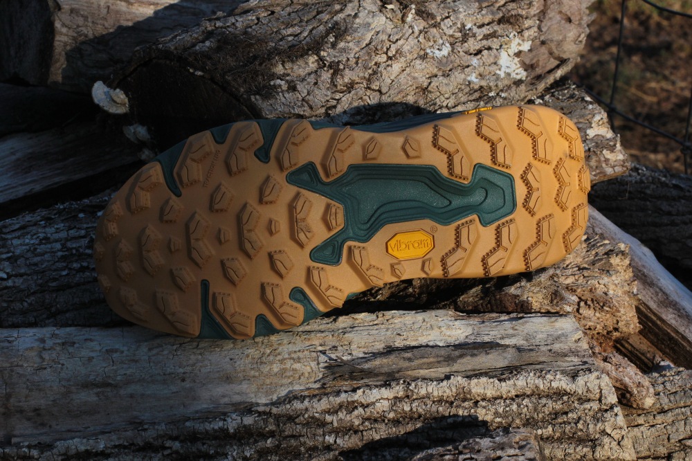 new balance hierro v9 - outsole