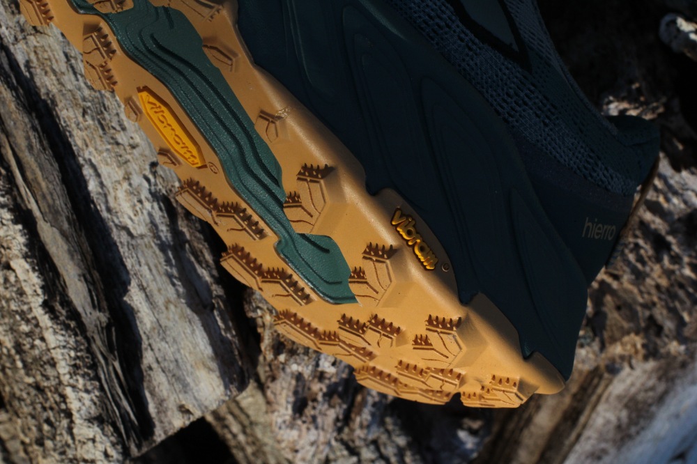 new balance hierro v9 - vibram