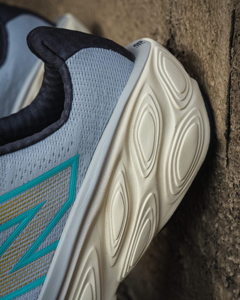 new balance more v5 - heel
