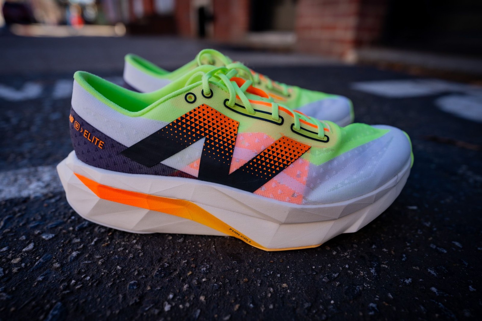 new balance sc elite v4 side
