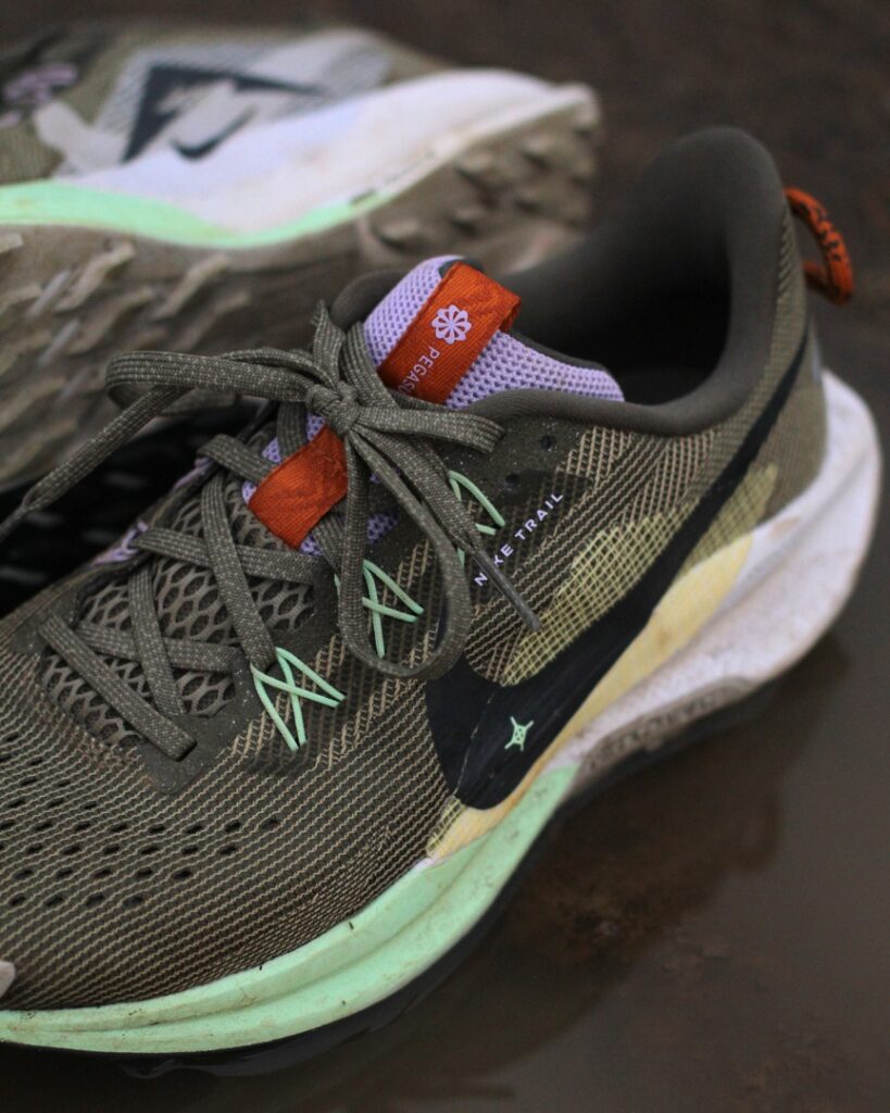 nike peg trail 5 - vertical - tongue