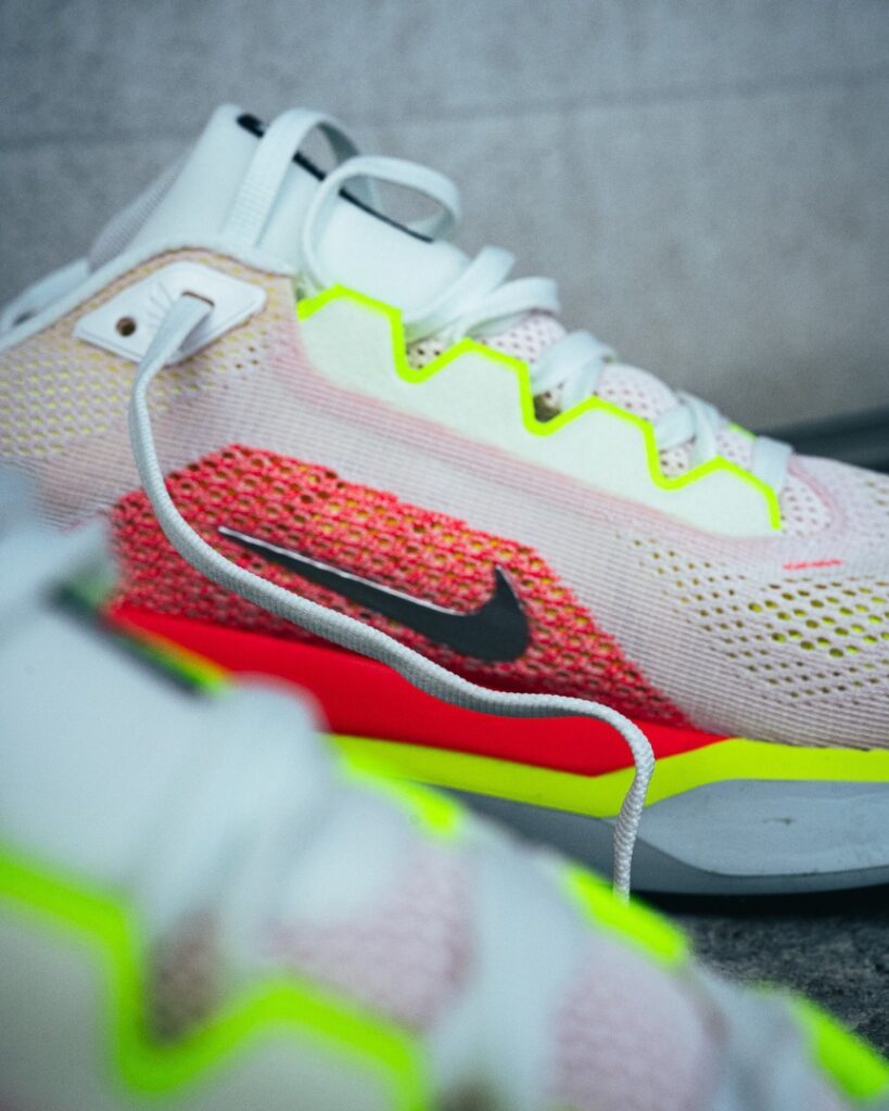 nike pegasus 41 - vertical - logo medial