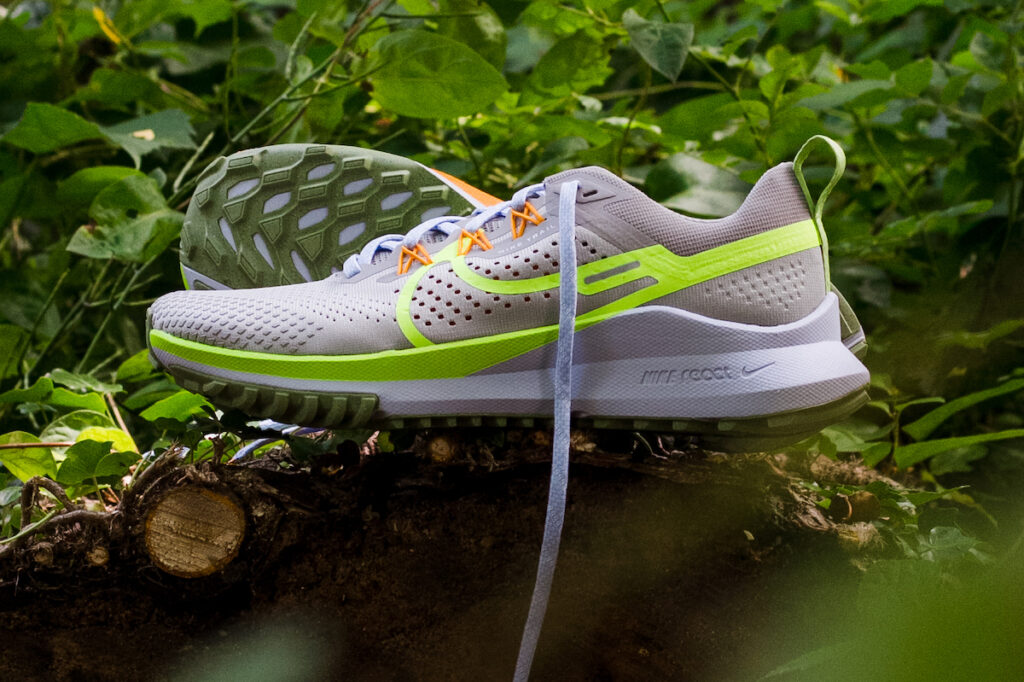 nike pegasus trail 4 - feature1