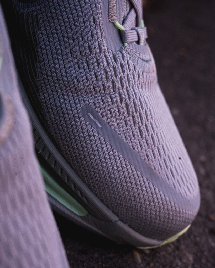 nike vomero 18 - medial toe