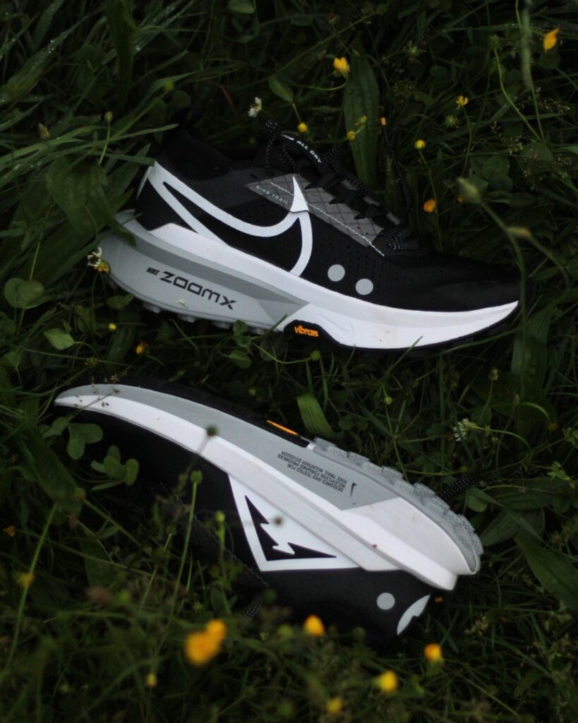 nike zegama 2 - vertical - both shoes flowers