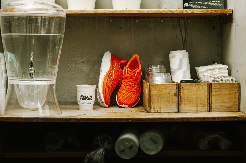 saucony cafe - feature