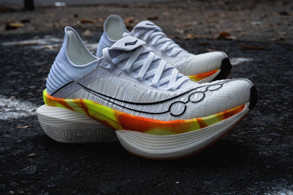 saucony endorphin elite 2 - feature