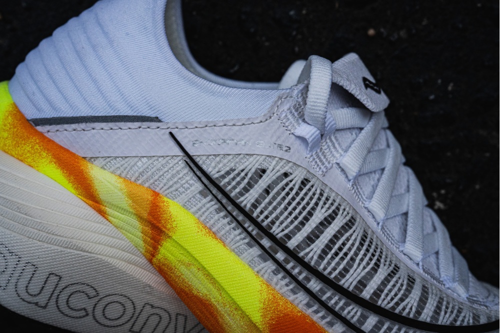 saucony endorphin elite 2 - lateral weave