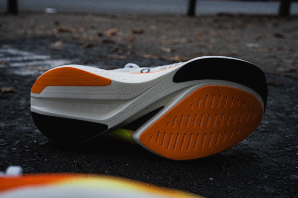 saucony endorphin elite 2 - outsole landscape