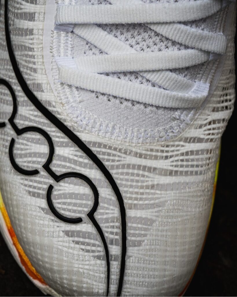 saucony endorphin elite 2 - toe box