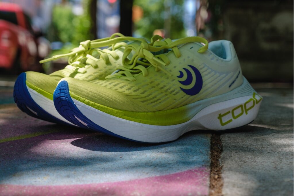 Topo Athletic specter 2 - feature